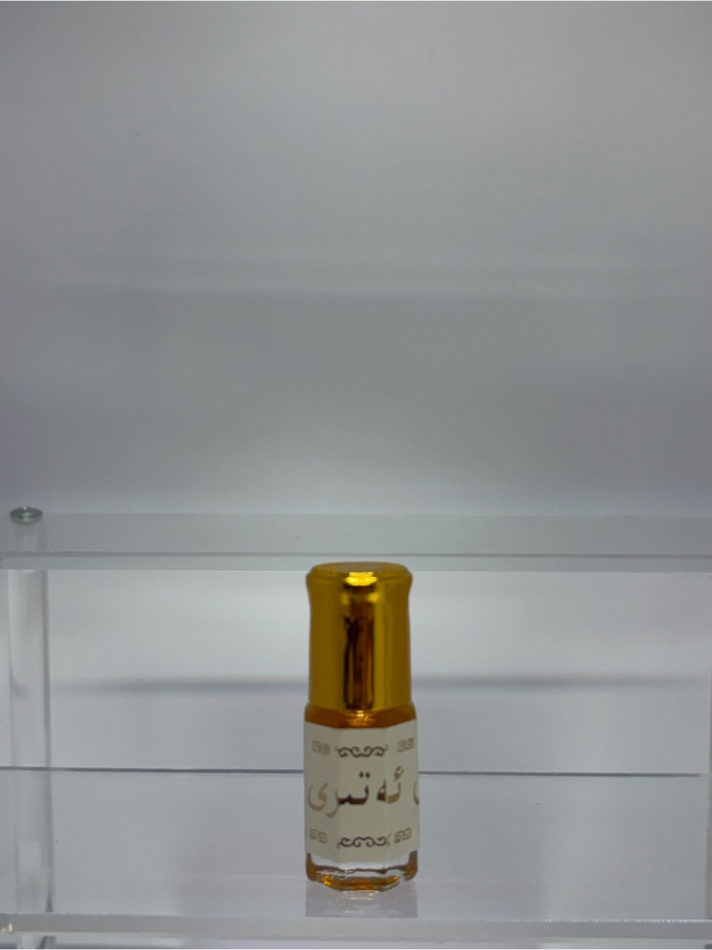 AMIRA (أميرة) Perfume Oil – Warm Amber Vanilla